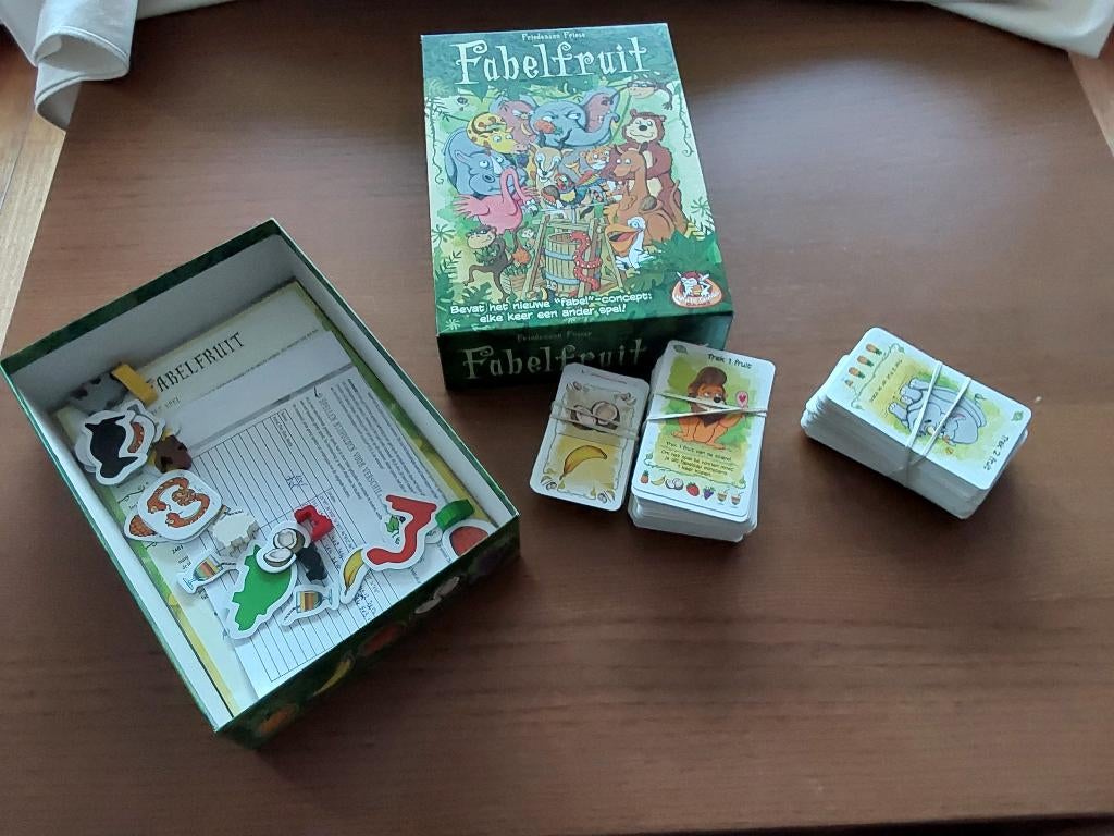 Fabelfruit, Hobby en Vrije tijd, Gezelschapsspellen | Bordspellen, Zo goed als nieuw, Een of twee spelers, Drie of vier spelers