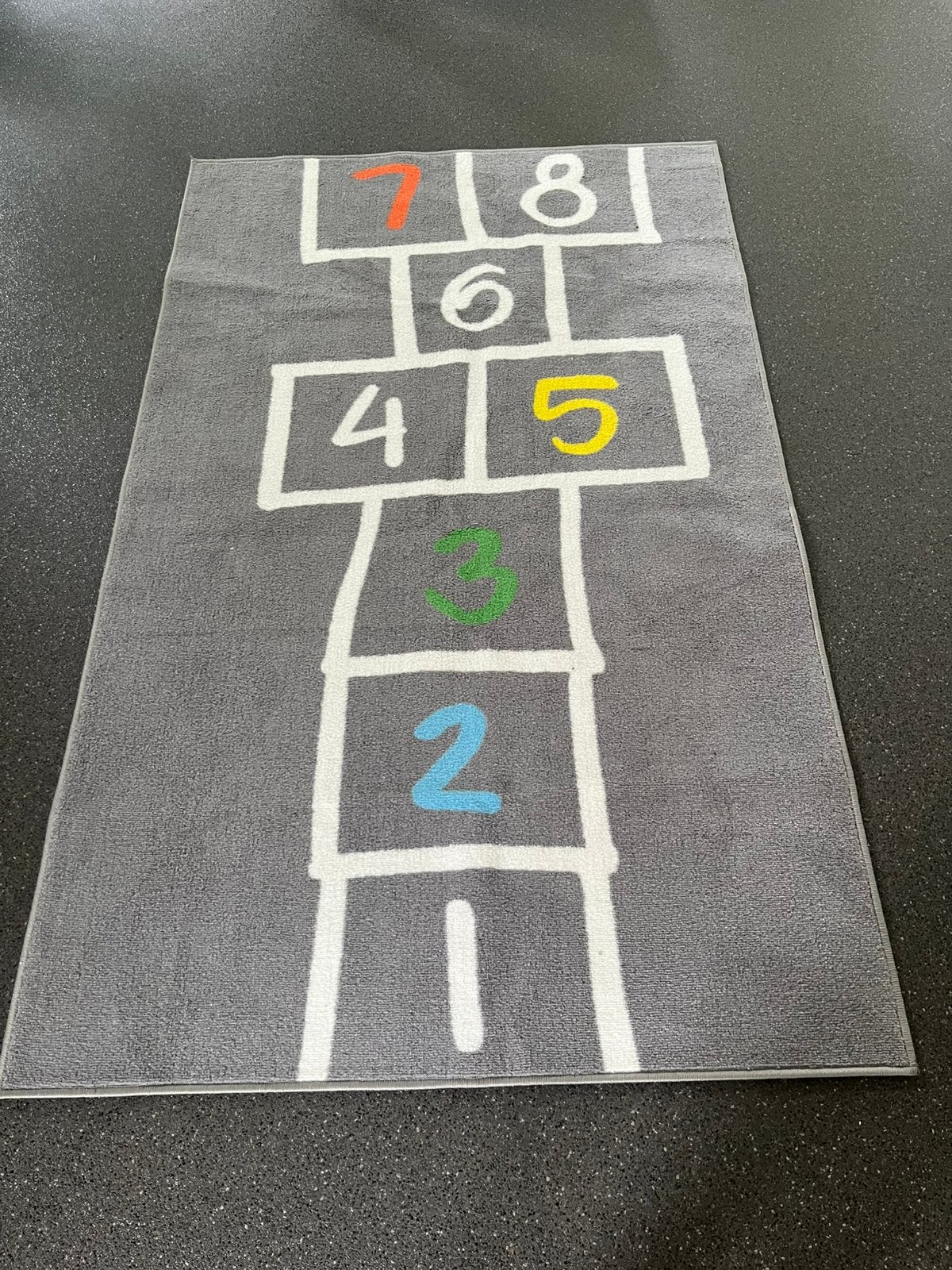 Hinkel speelkleed met antislip onderkant., Ophalen, Zo goed als nieuw