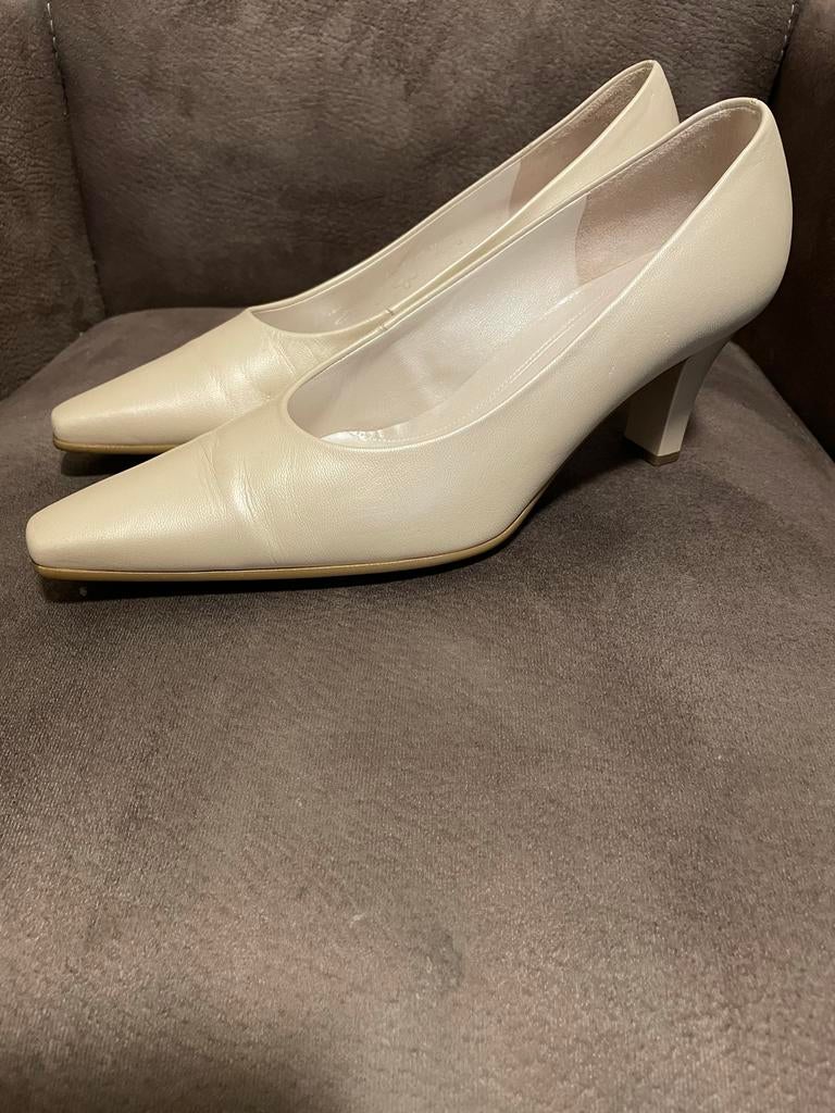 Elegante Bruidsschoenen Pumps van gabor maat 40, Ophalen of Verzenden, Zo goed als nieuw, Wit, Schoenen