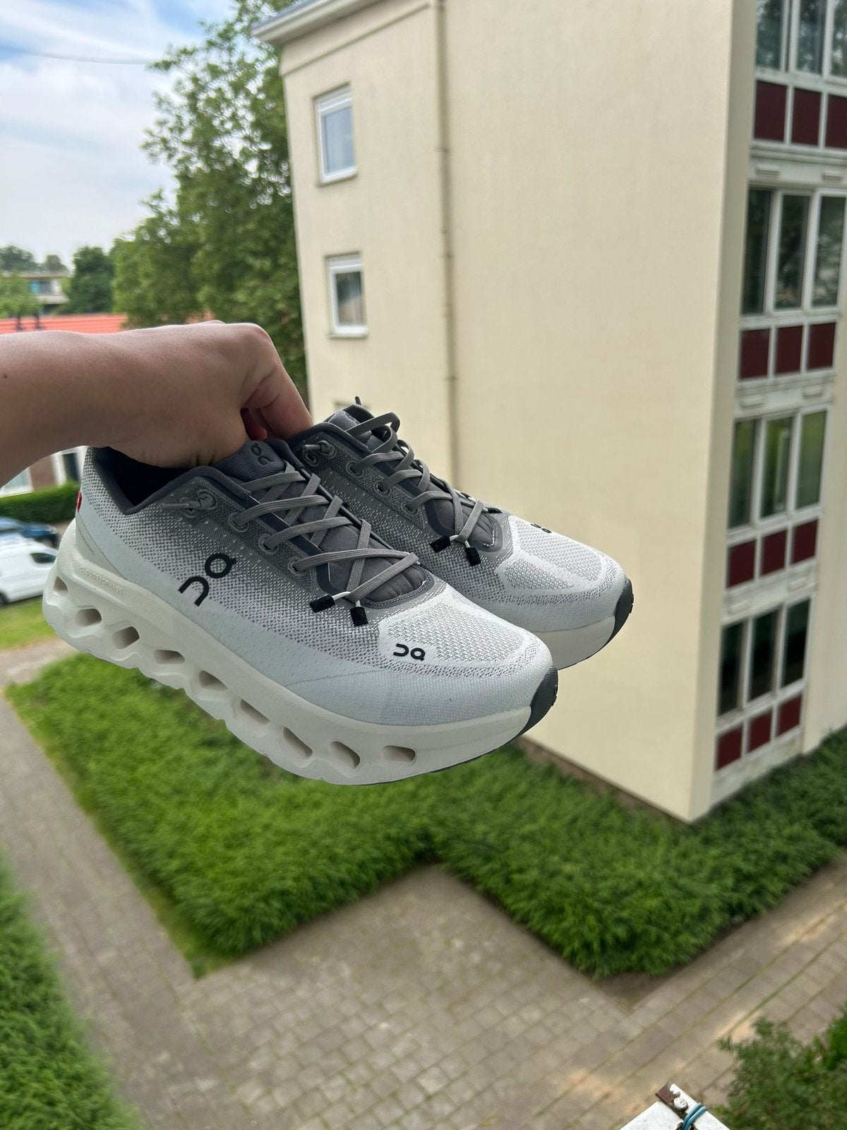 On Running OnCloud Cloudtilt Rock Ivory Wit Grijs Maat 39, Wit, Nieuw, Ophalen of Verzenden, Sneakers of Gympen