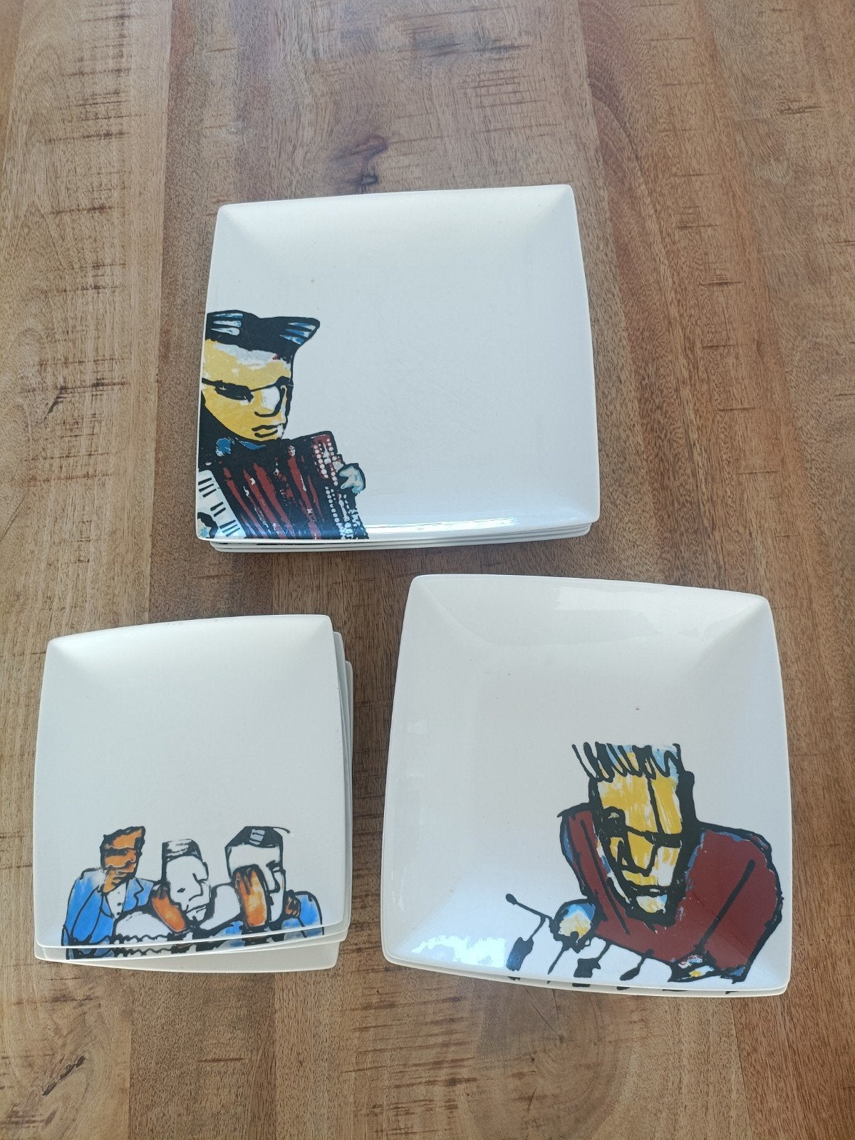 12 delig Herman Brood servies, Ophalen of Verzenden, Keramiek, Overige stijlen, Bord(en)