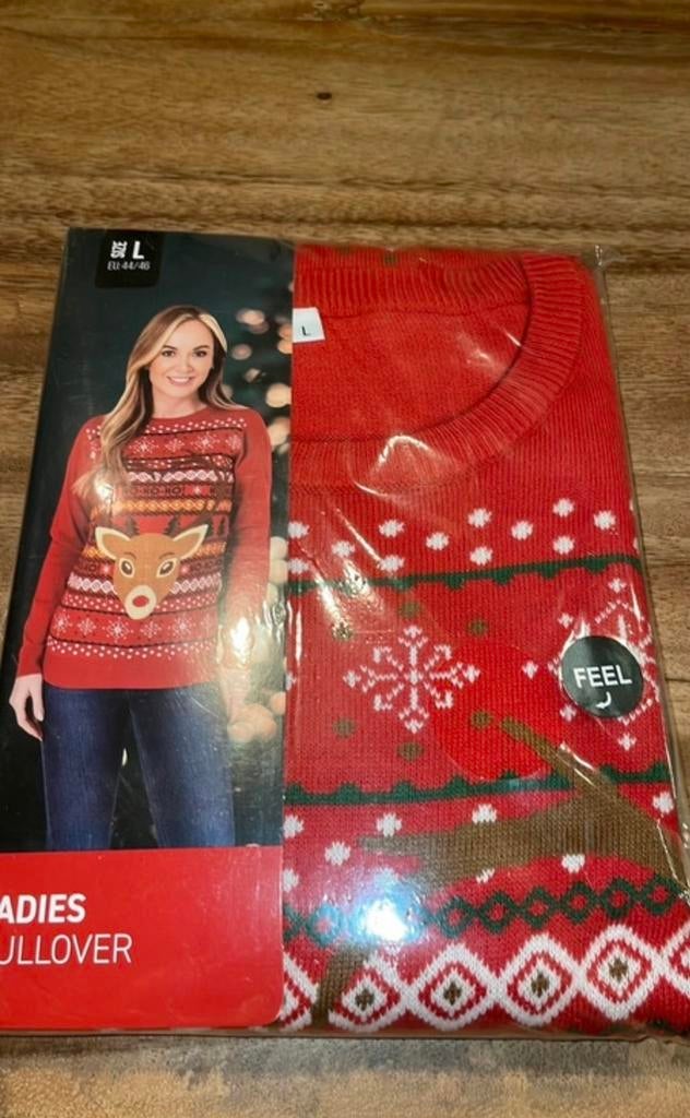 Kersttrui rood maat L nieuw, Diversen, Kerst, Ophalen of Verzenden, Nieuw