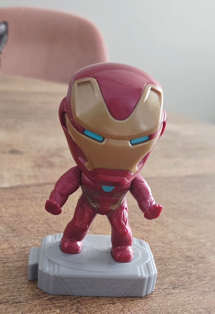 2019 Marvel made for McDonald's 
Iron man 
Zat in Happy meal, Ophalen of Verzenden