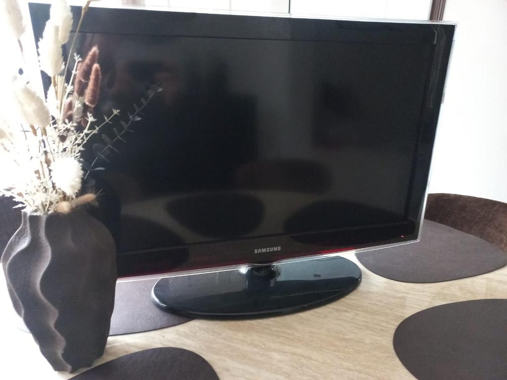 Samsung 32 inch tv, Ophalen of Verzenden, Zo goed als nieuw, 50 Hz, Samsung