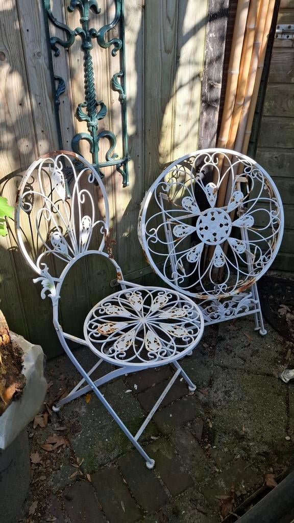 Tafel en stoeltje opklapbaar metaal, Tuin en Terras, Tuinsets en Loungesets, Ophalen of Verzenden, Overige materialen, Stoel, 2 zitplaatsen