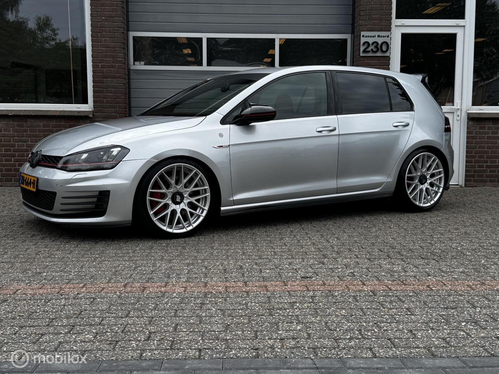 Volkswagen Golf 2.0 TSI GTI PP ECC-AIRCO/CRUISE/NAVI, Gebruikt, Euro 6, 4 cilinders, 1984 cc
