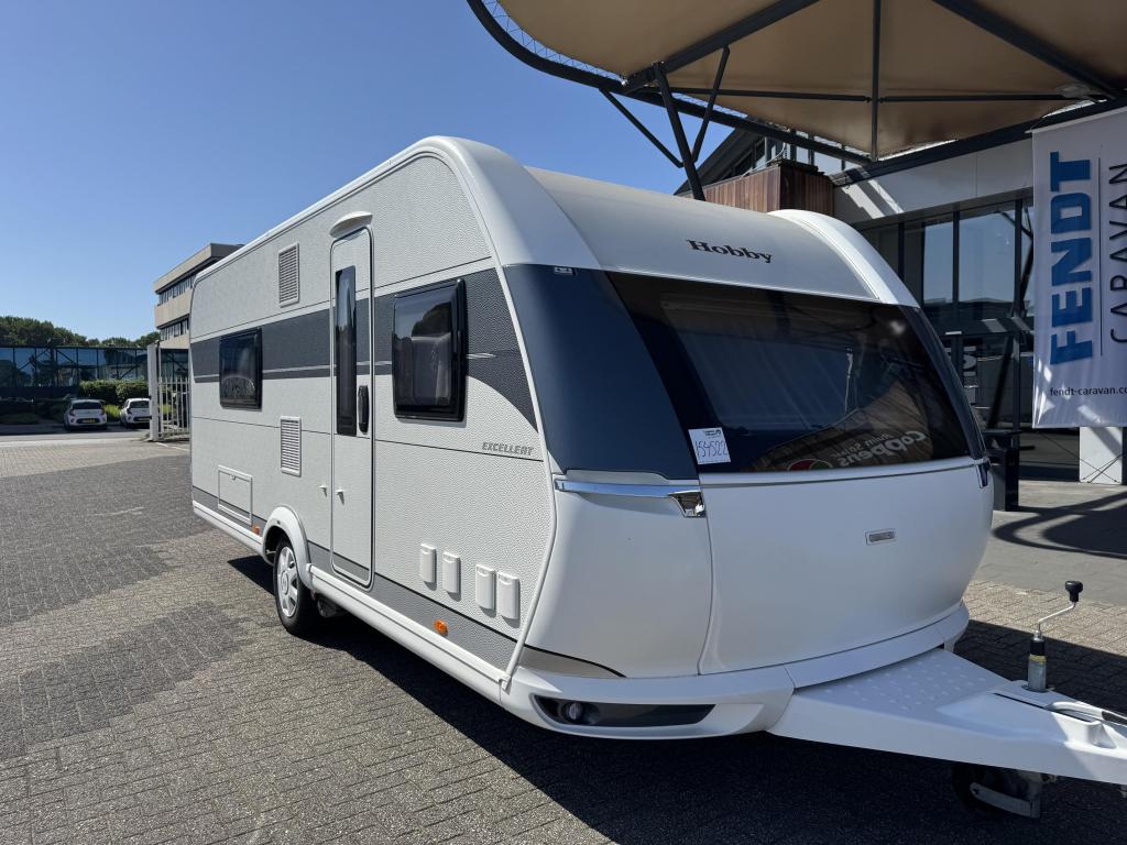 Hobby Excellent 560 WFU 2023 NIEUWE TENT + MOVER!, Caravans en Kamperen, Standaardzit, Hobby, Schokbreker, Bedrijf