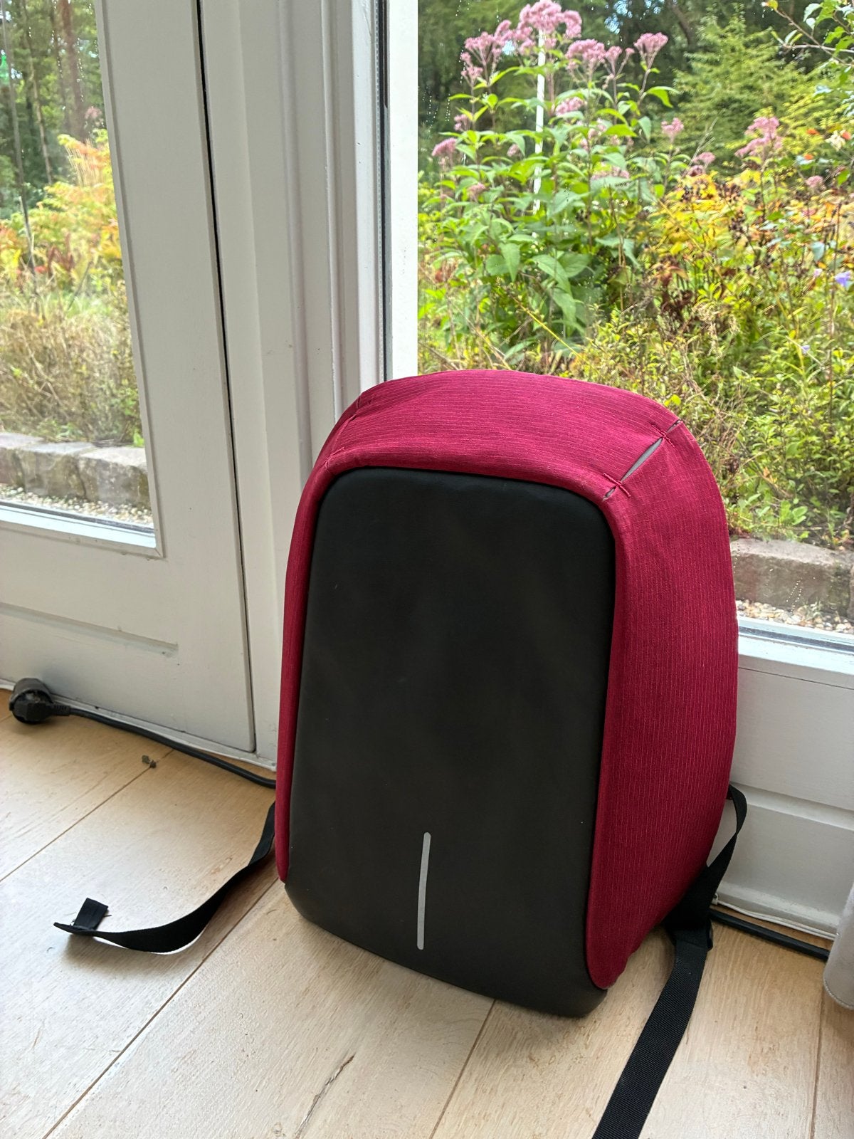 XD Design Bobby Compact Anti-Diefstal Rugzak Rood, Ophalen of Verzenden, Zo goed als nieuw, 25 tot 40 cm, Overige merken