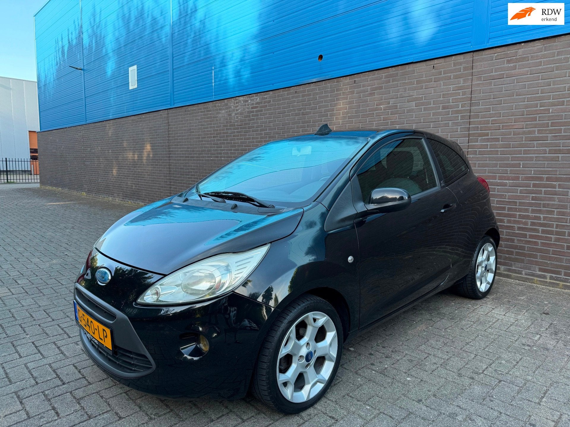 Ford Ka 1.2 | Climate | Parkeersensoren | 16” LM Velgen |, Voorwielaandrijving, Gebruikt, 1242 cc, 4 cilinders