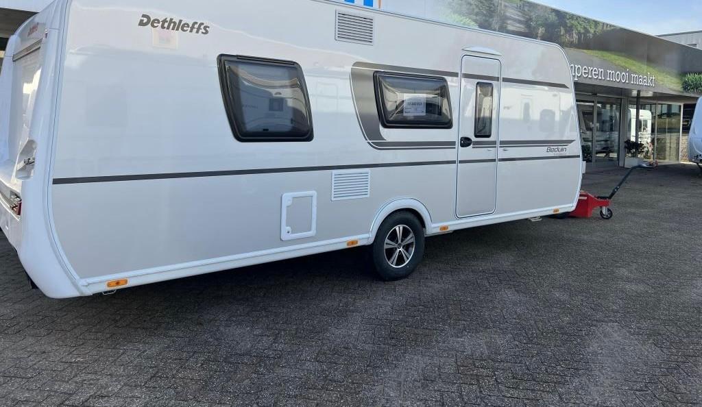 Dethleffs Beduin Scandinavia 540 QMK – 2022, Rondzit, 7 tot 8 meter, Dethleffs, Tot en met 6