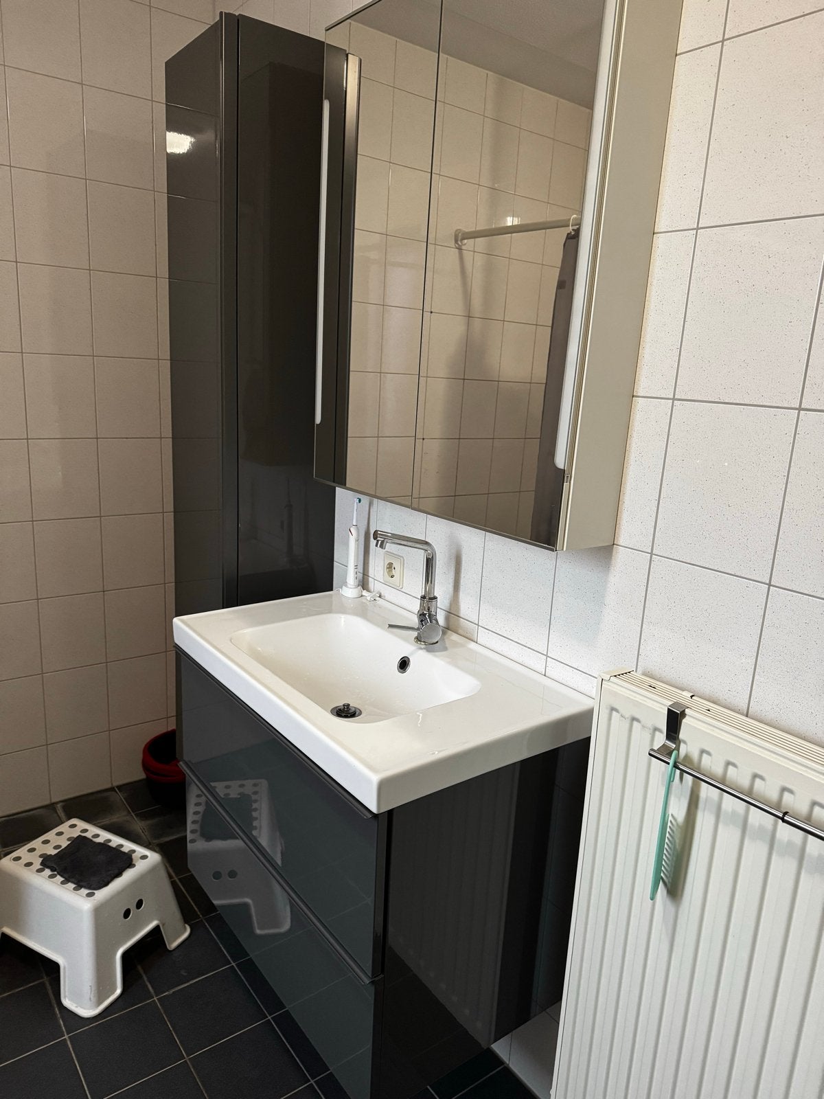 IKEA Godmorgon badkamermeubelset Hoogglans grijs t.e.a.b., Ophalen, (Half)hoge kast, Minder dan 50 cm, Gebruikt