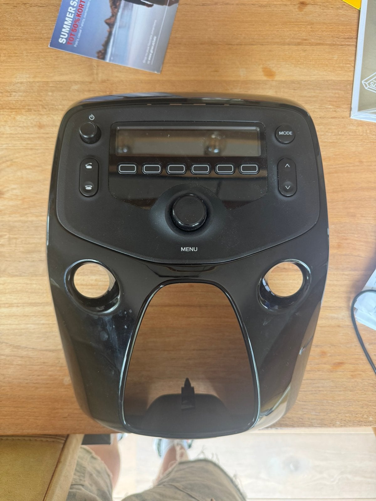 Autoradio met kap voor peugeot 108 toyota aygo en citroën c1, Ophalen, Peugeot