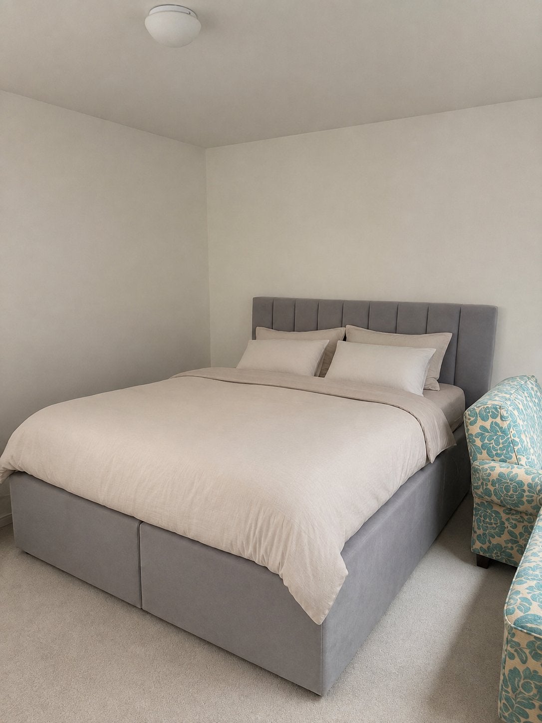 Boxspring bed met opbergruimte - Grijs - Moet weg!, Ophalen, Tweepersoons, Zo goed als nieuw, 200 cm