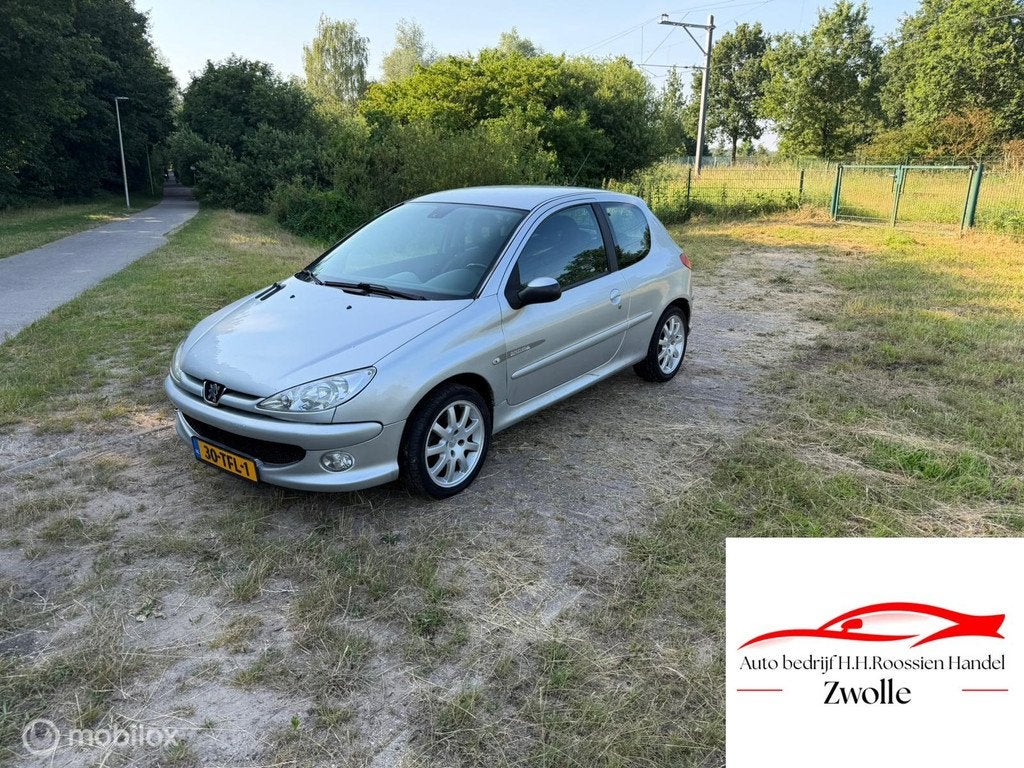 Peugeot 206 1.6-16V Griffe, Auto's, Peugeot, Voorwielaandrijving, Bedrijf, Handgeschakeld, Lederen bekleding