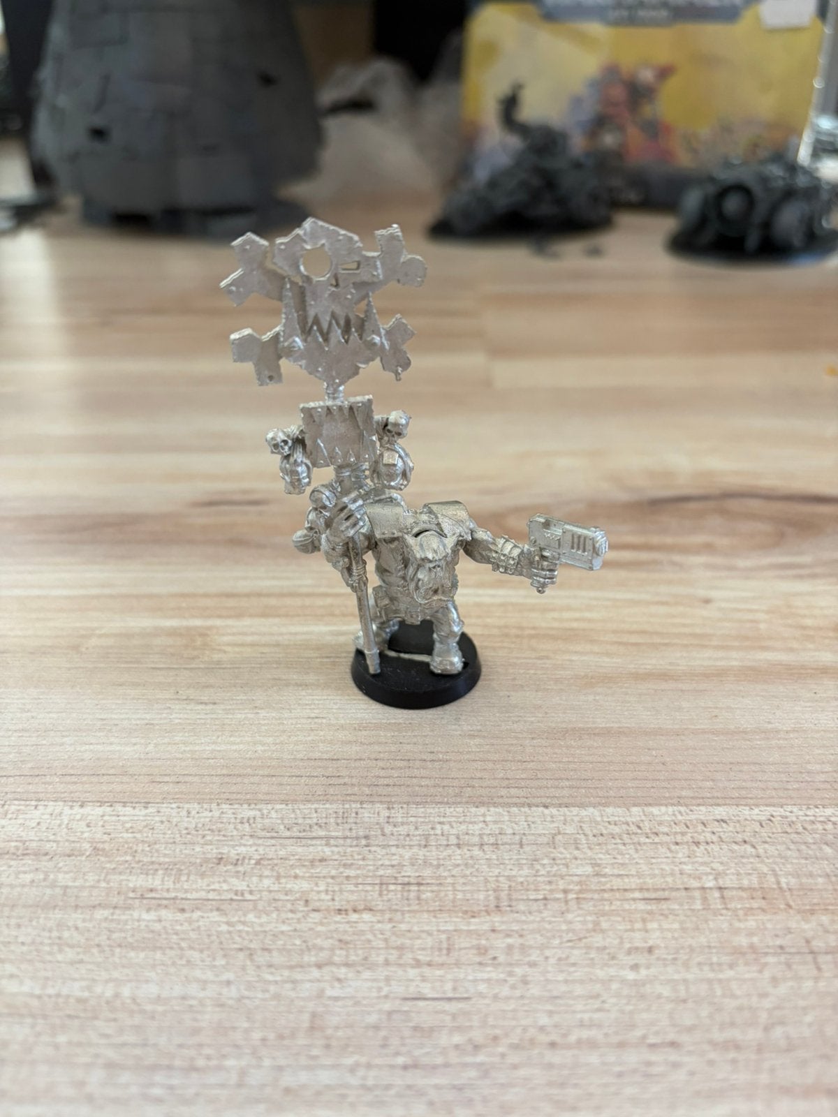 Warhammer 40k orks metal ork banner nob, Ophalen of Verzenden, Zo goed als nieuw, Warhammer 40000, Figuurtje(s)
