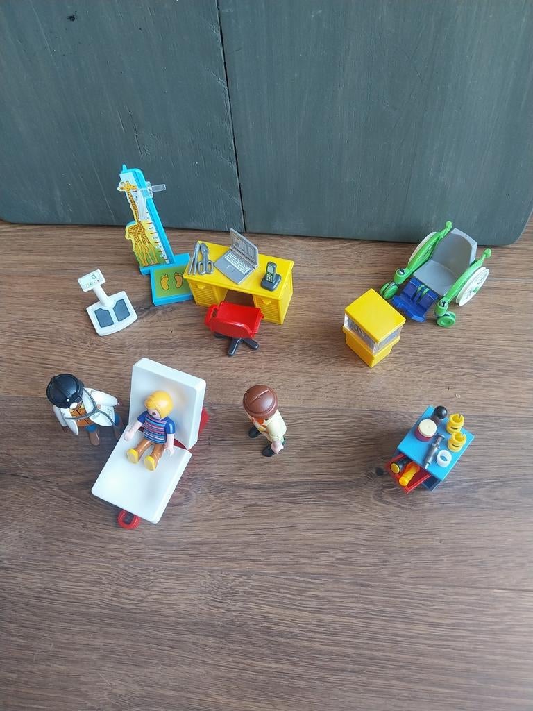 Playmobil Kinderarts 70034 - Compleet met extra rolstoel, Ophalen, Gebruikt, Jongen of Meisje
