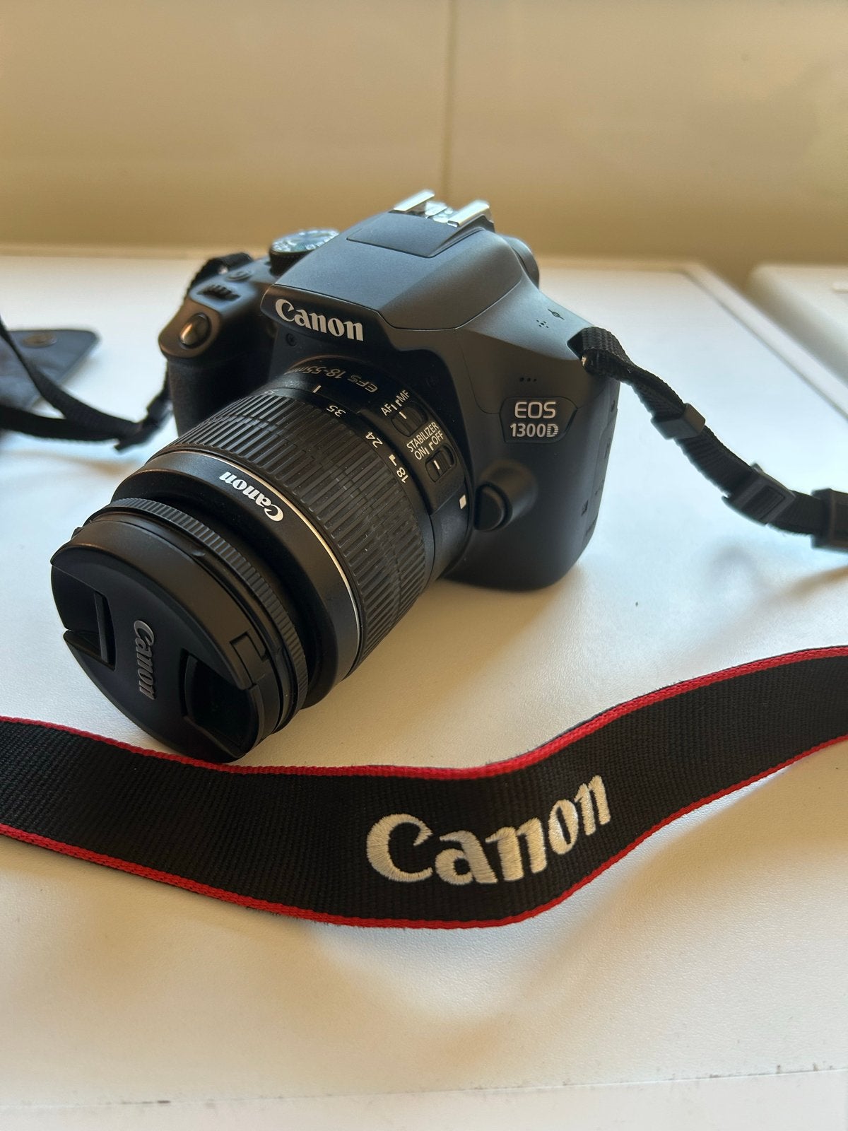 Canon EOS 1300D Spiegelreflexcamera met accessoires, Spiegelreflex, Canon, Zo goed als nieuw, Accu
