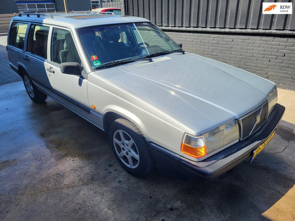 Volvo 940 2.3i GL autom station, Auto's, Oldtimers, Automaat, Zwart, Origineel Nederlands, Volvo