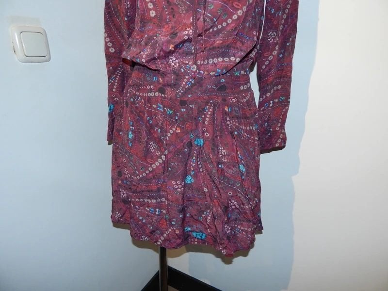 Zadig & Voltaire bordeaux rode jurk in print strik hals 38, Maat 38/40 (M), Zadig & voltaire, Verzenden, Zo goed als nieuw