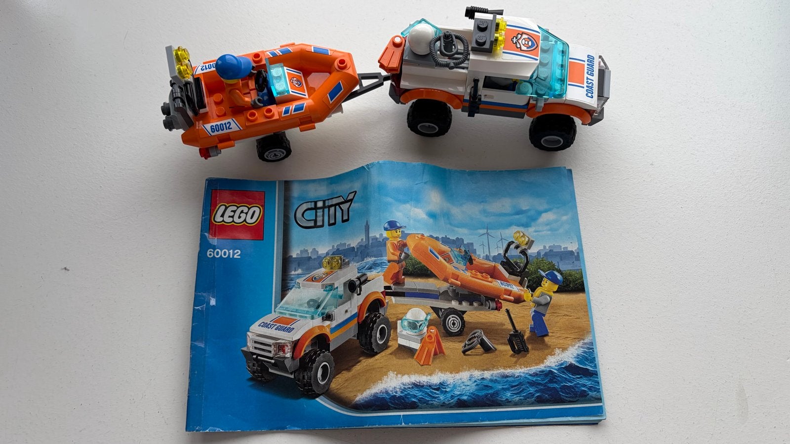 3 complete LEGO sets: Catamaran, Coast Guard & Divers, Ophalen of Verzenden, Gebruikt