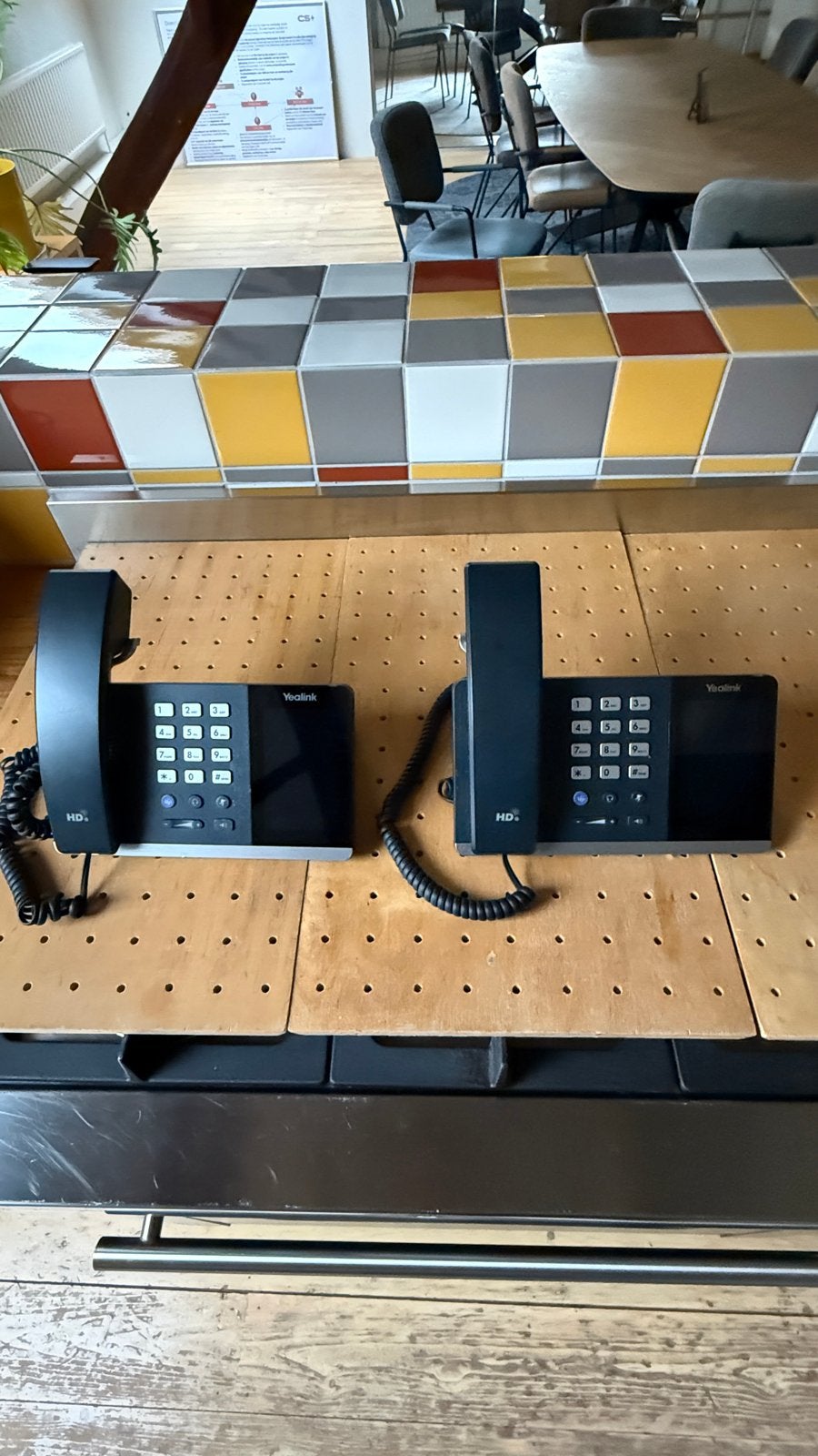 Yealink MP54 Smart Business Phone (Voeding via UTP), Telecommunicatie, Ophalen, Zo goed als nieuw