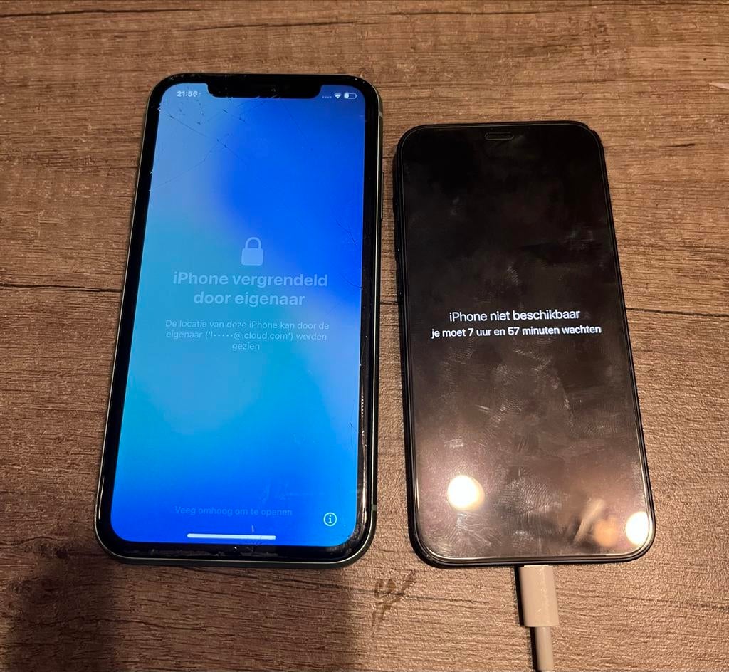 1X iPhone 11 1X Iphone 12 Mini (Icloud lock), Ophalen of Verzenden, Niet werkend, 64 GB, IPhone 11