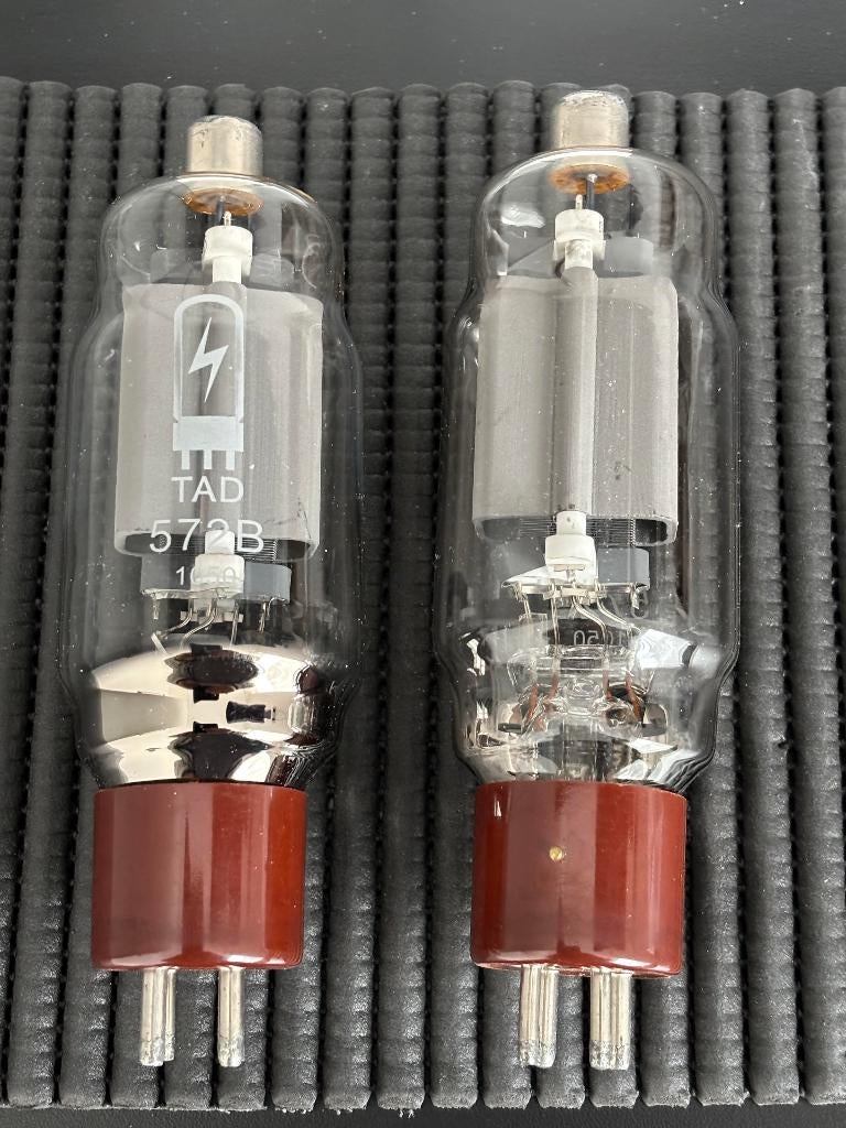 Yaesu Fl 2100B Zenderbuizen Type 572B, Ophalen, Zo goed als nieuw, Zender