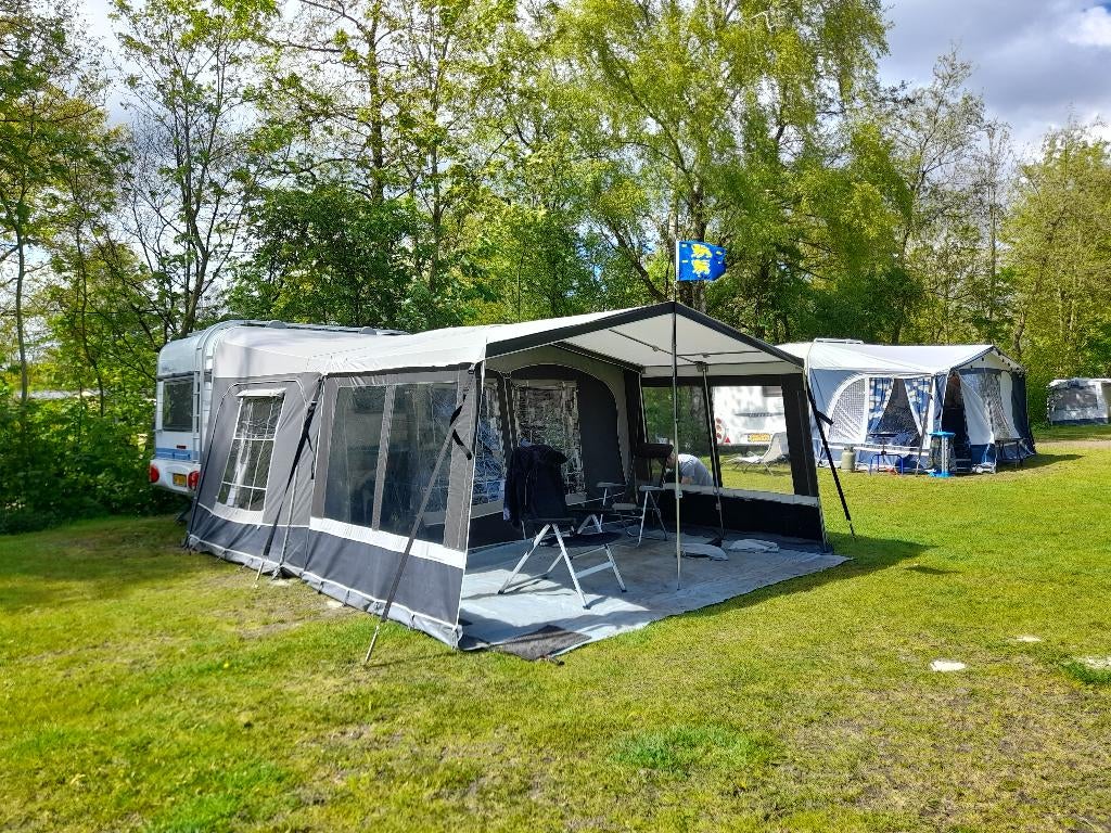 Hobby 400 deluxe, Standaardzit, Reservewiel, 750 - 1000 kg, Particulier