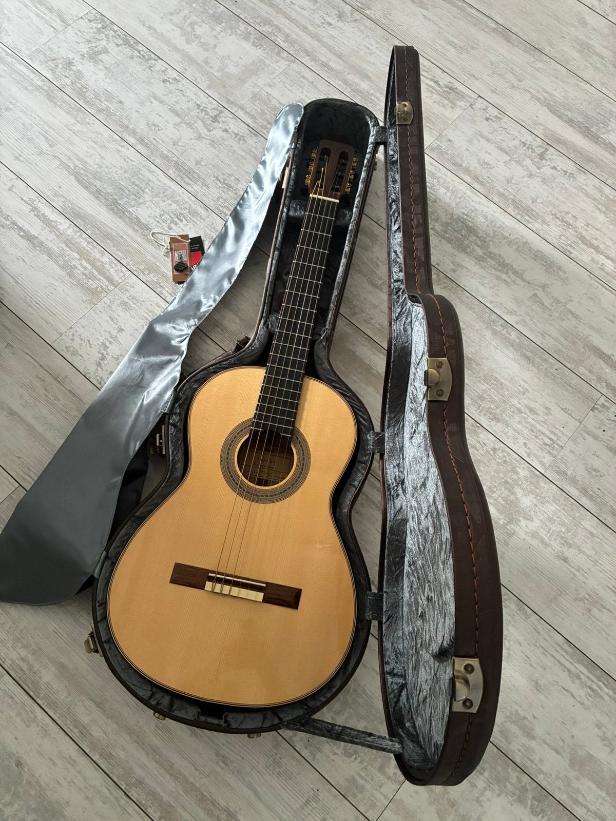 J Godoy Torres 1889 Master serie All Solid esdoorn 64mensuur, Ophalen of Verzenden, Zo goed als nieuw, Klassieke of Spaanse gitaar