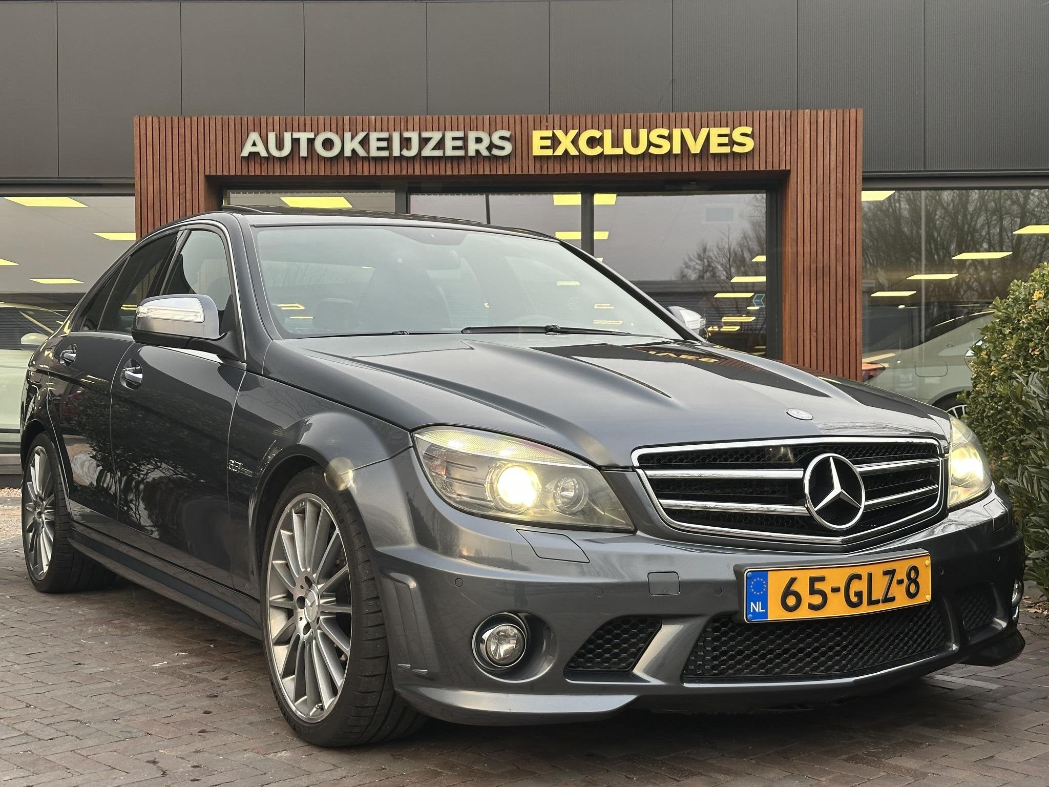 Mercedes-Benz C-klasse AMG 63 Schuifdak Leer Carbon Xenon Ke, Automaat, Gebruikt, Leder en Stof, Origineel Nederlands