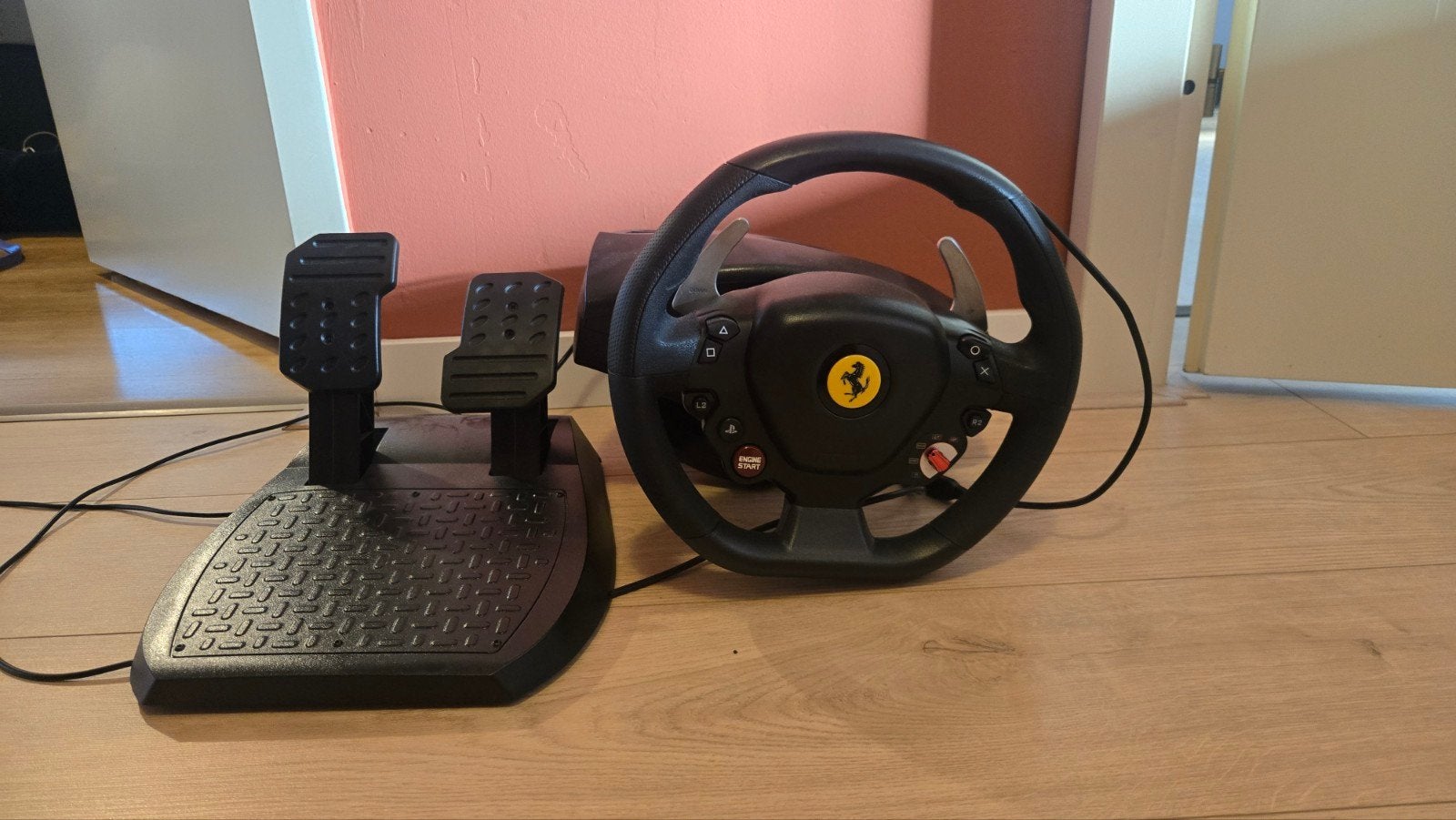 Thrustmaster T80 Ferrari 488 GTB Edition, Ophalen, Racestuur, Gebruikt, Thrustmaster