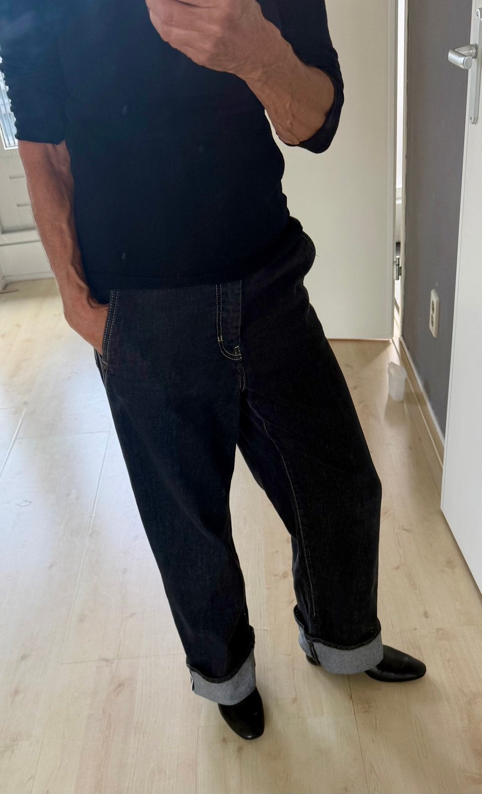 Max Mara weekend jeans zwart mast 36, Ophalen of Verzenden, Zo goed als nieuw, Zwart, W28 - W29 (confectie 36)