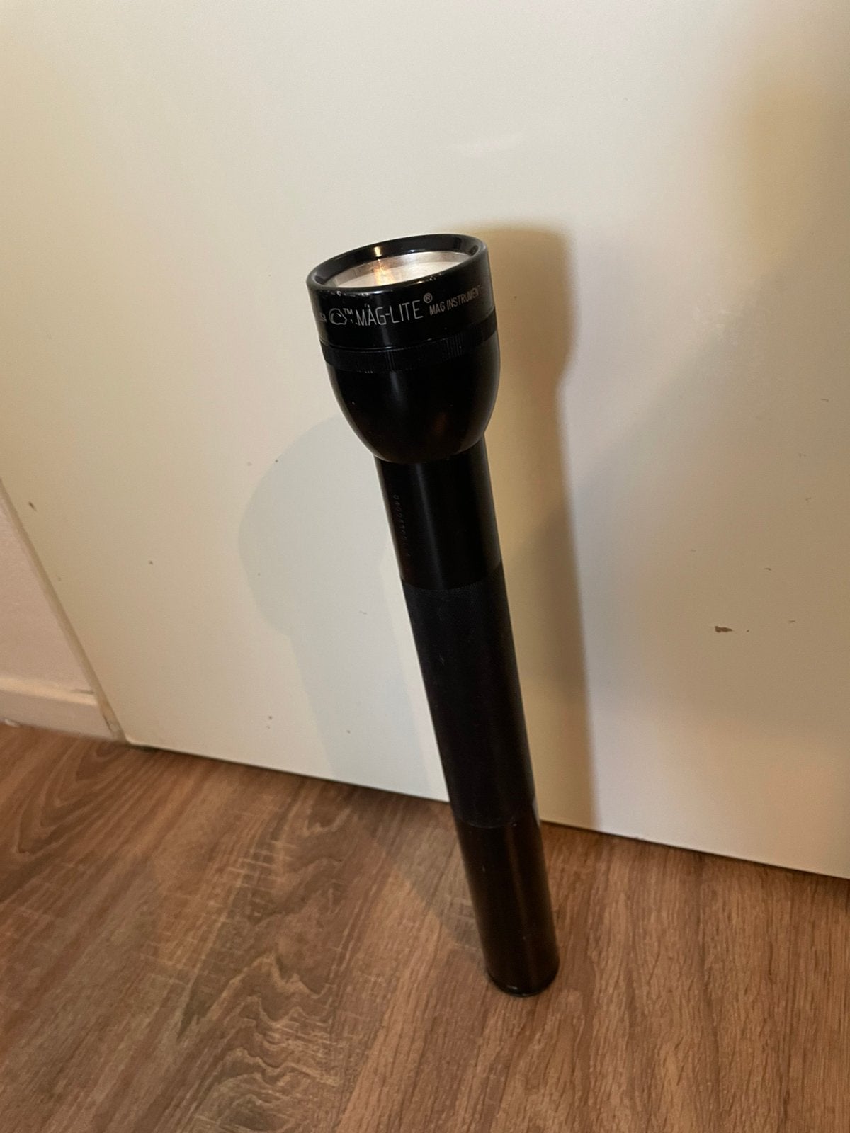 Mag-Lite zaklamp - Zwart, robuust en betrouwbaar, Ophalen of Verzenden, Gebruikt, Batterij