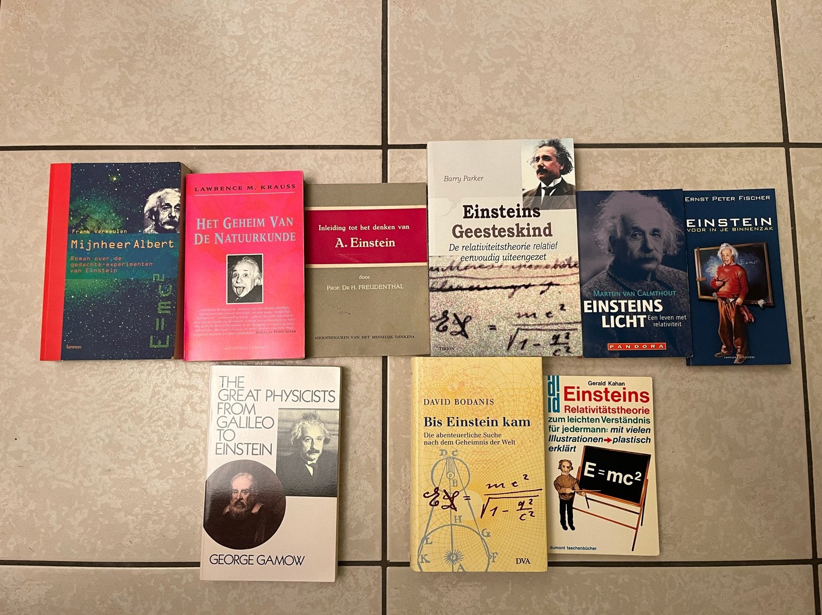 Diverse boeken over Albert Einstein en natuurkunde, Boeken, Ophalen of Verzenden, Gelezen, Overige onderwerpen