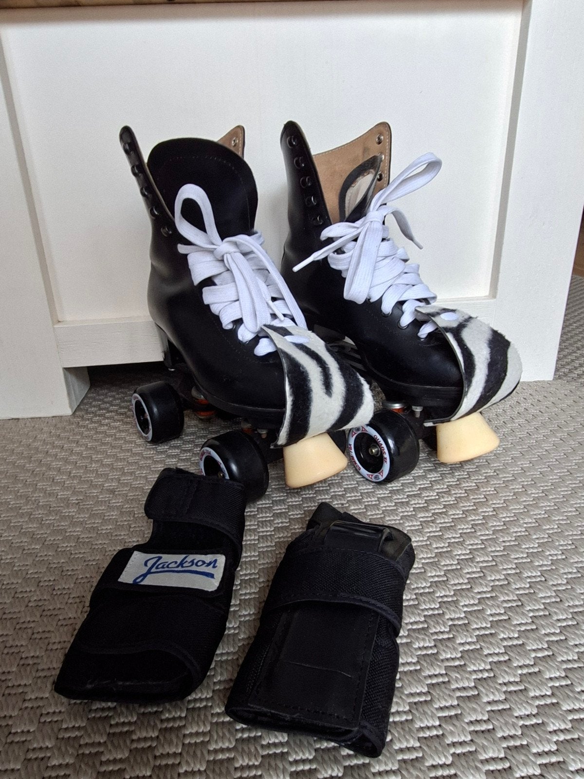 Lederen RSI rolschaatsen en polsbeschermers, Sport en Fitness, Ophalen, Gebruikt, Overige typen