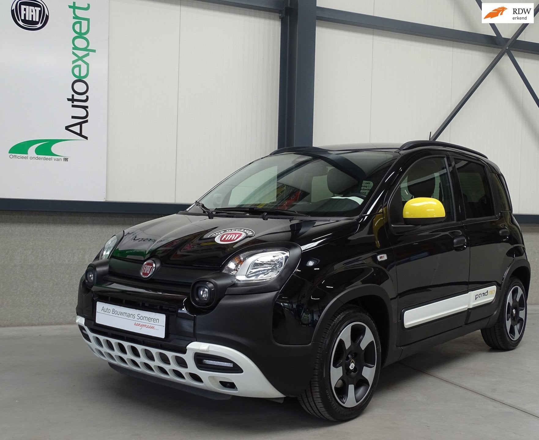 Fiat Panda 1.0 "PANDINA HYBRID" - EX-DEMO ! -12820 KM ! -5 P, Auto's, Voorwielaandrijving, Dealer onderhouden, Stof, Gebruikt