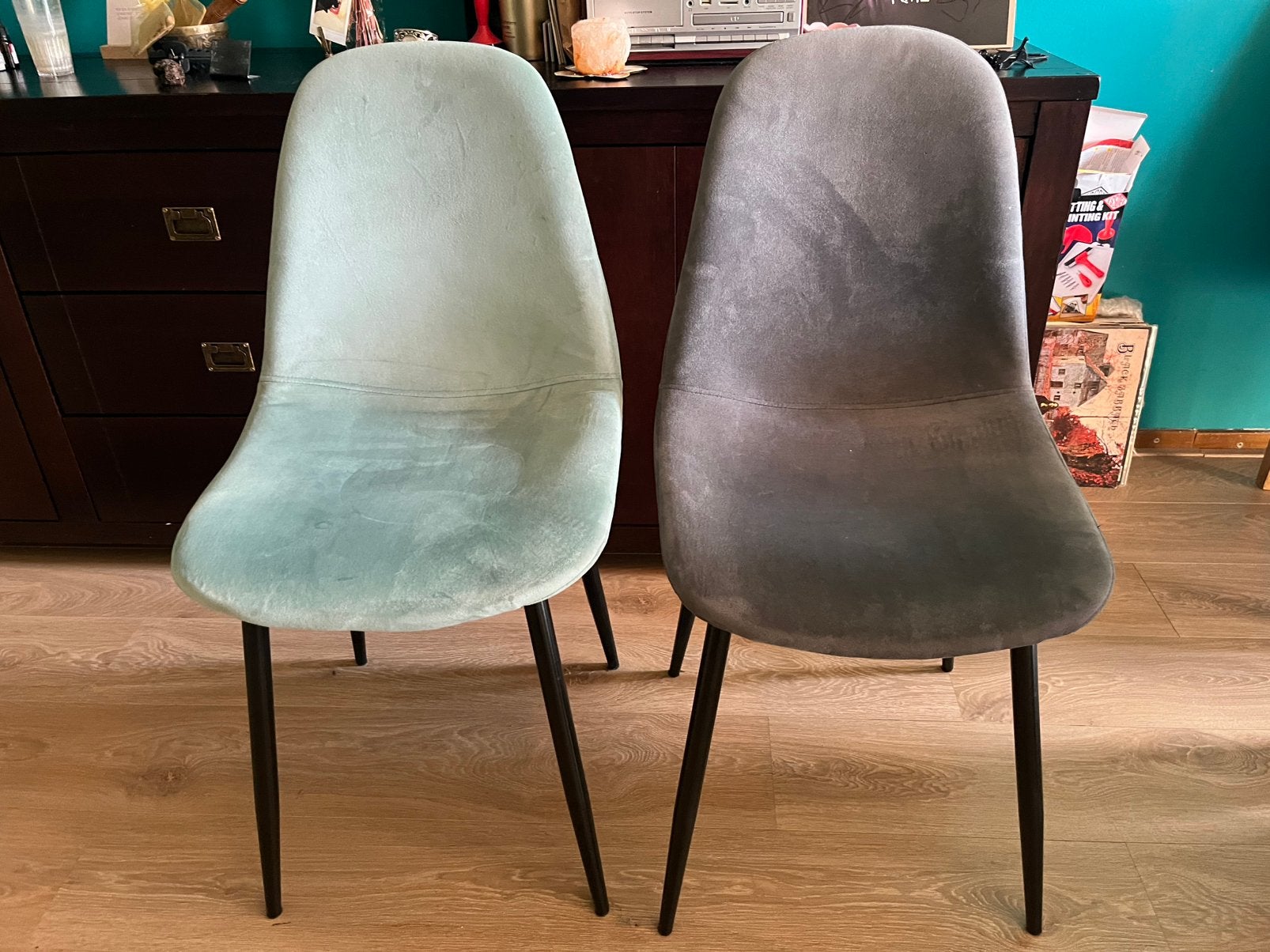 Twee stoelen van Xenos - Taupe en Lichtgroen, Ophalen, Gebruikt, Twee, Overige kleuren