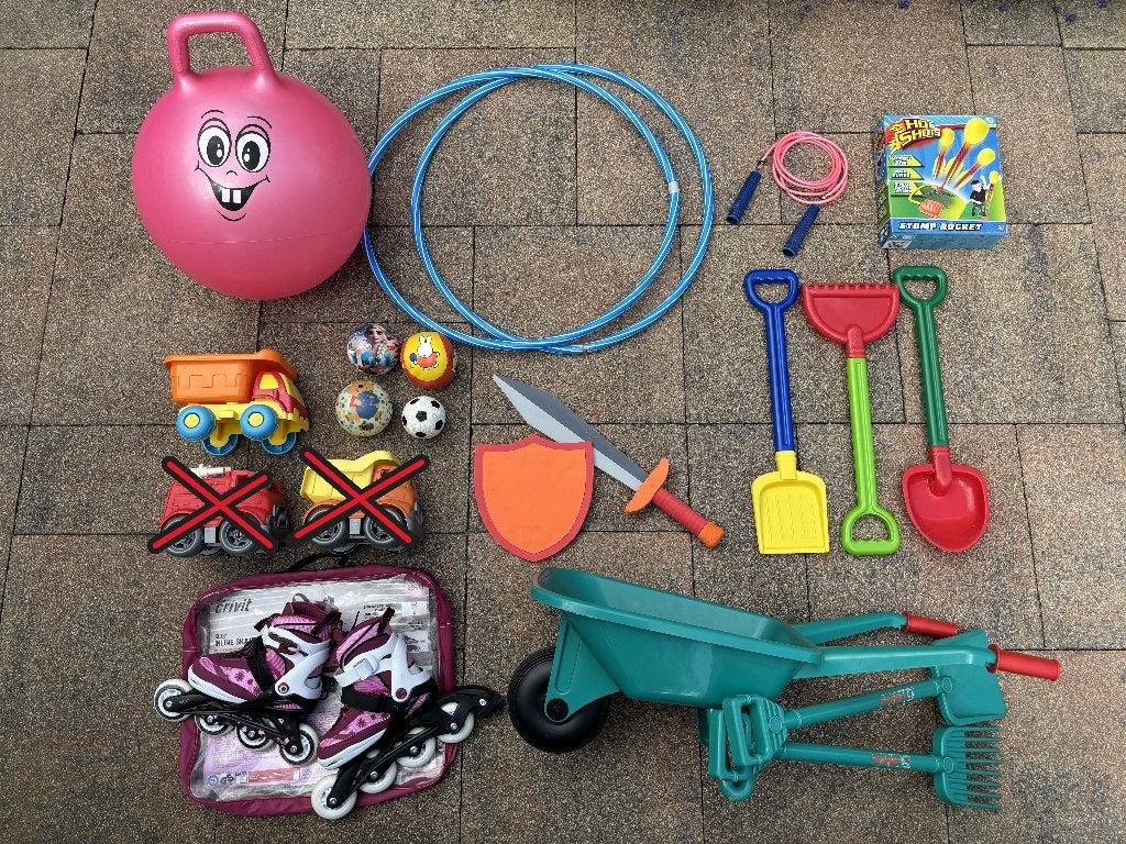 Allerlei buitenspeelgoed: uitzoeken!, Ophalen, Gebruikt