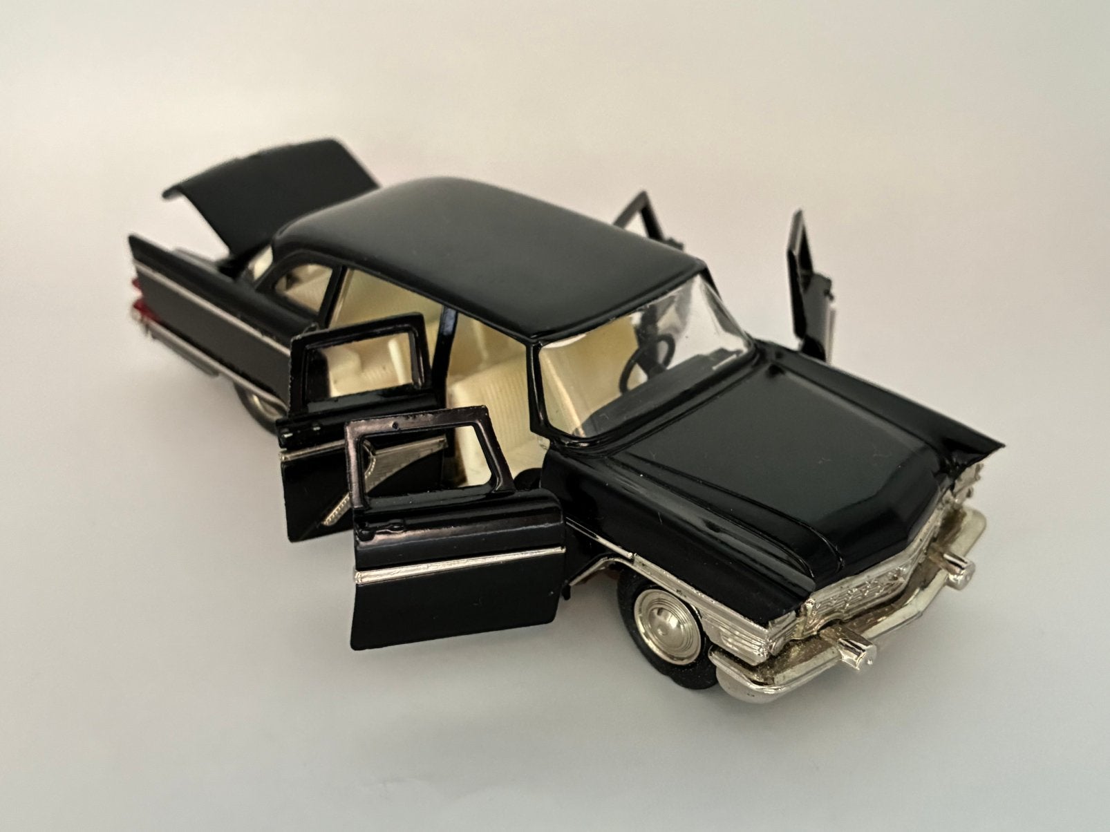 GAZ/ГАЗ 13 Chaika/Ча́йка MK1 1958 - Avtomobili SSSR/USSR, Ophalen of Verzenden, Zo goed als nieuw, Auto, Overige merken