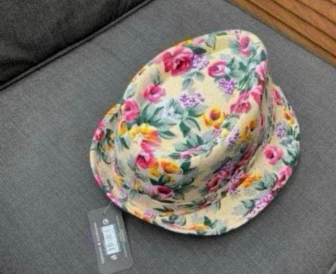 Nieuw Zomerhoed / Zomer Hoed . mt. 57. Etc etc .Muts  NIEUW, Kleding | Dames, Ophalen of Verzenden, Zo goed als nieuw