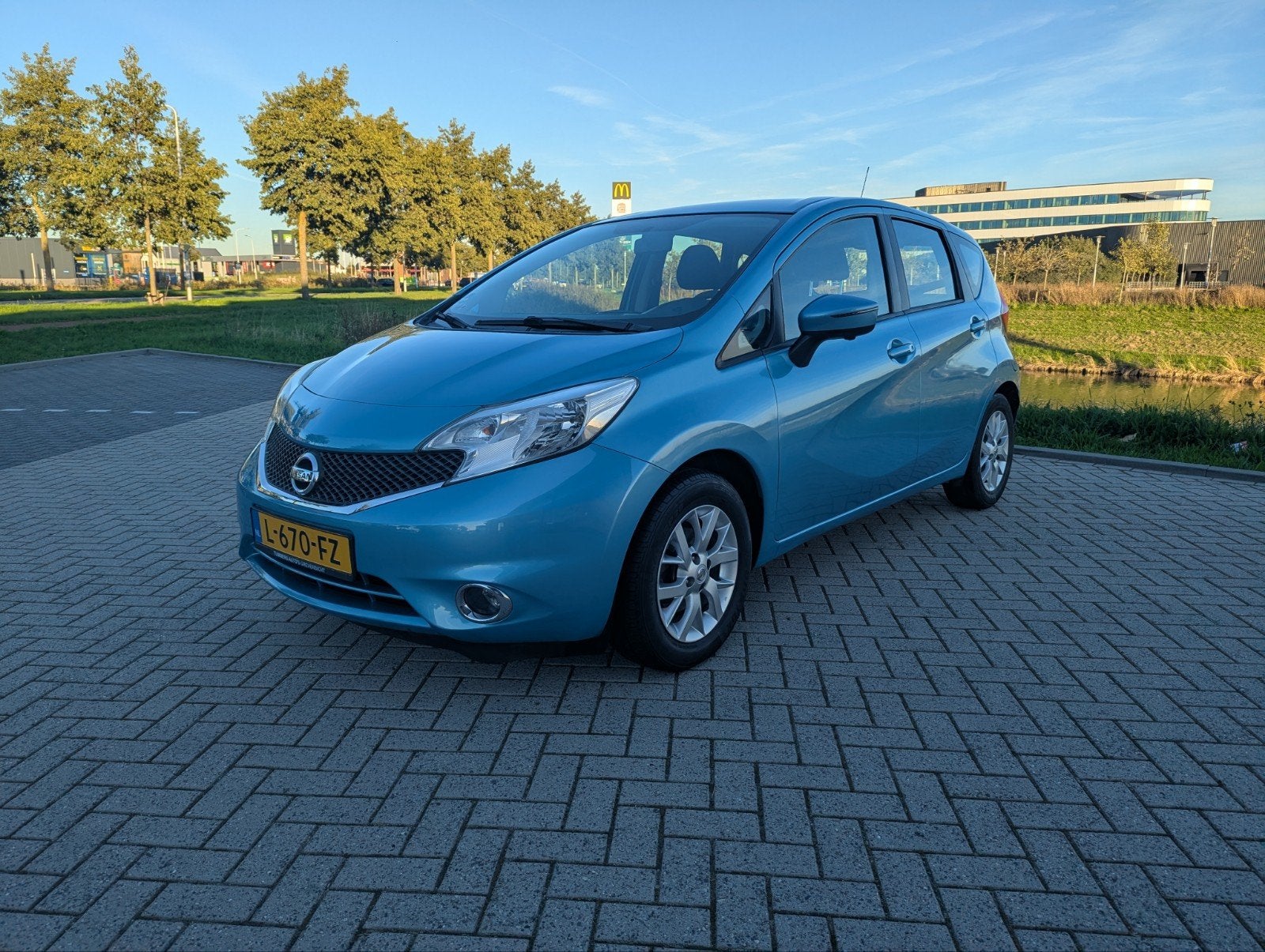 Nissan Note 1.2 59KW/80PK 2014 Blauw, Auto's, Stof, 980 kg, Zwart, Blauw