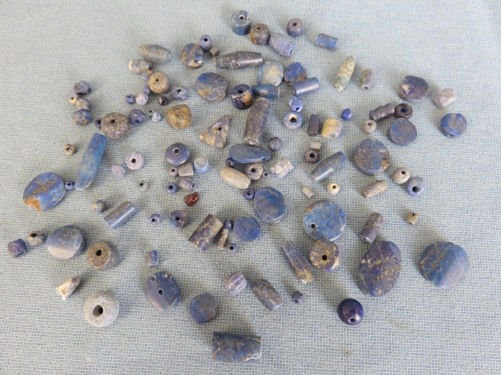 Antieke en archeologische kralen van lapis steen, Ophalen of Verzenden