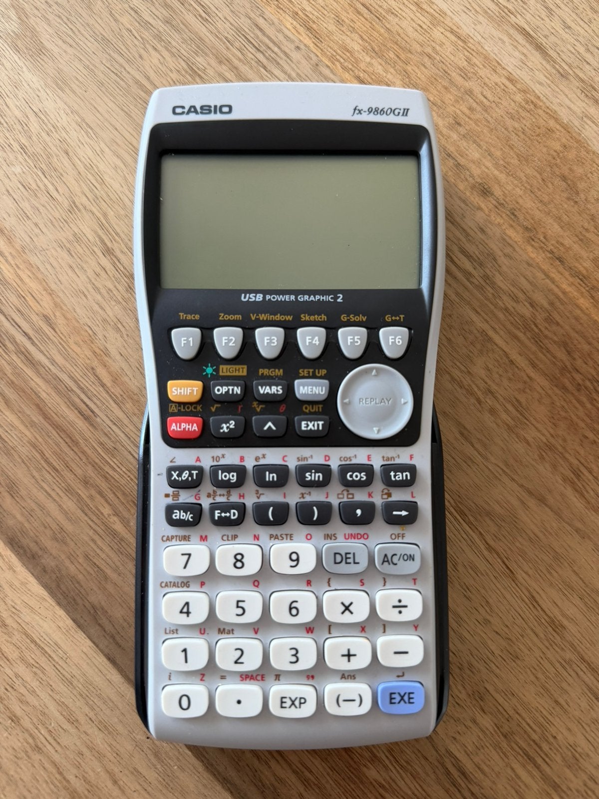 Grafische rekeningmachine Casio fx-9860GIi, Diversen, Rekenmachines, Ophalen of Verzenden, Grafische rekenmachine, Zo goed als nieuw