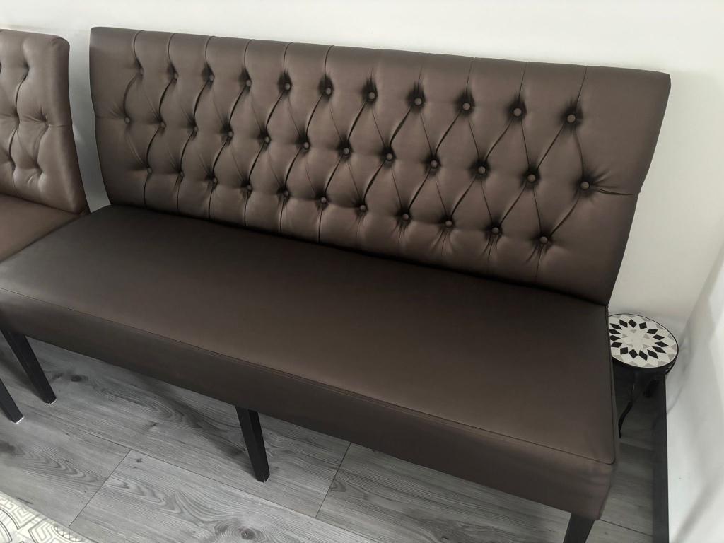 Luxe eetkamerbank + 3 stoelen, Huis en Inrichting, Stoelen, Zo goed als nieuw, Vier, Kunststof, Leer, Overige materialen, Bruin