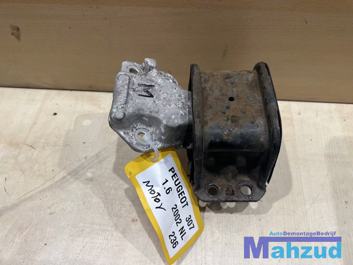 PEUGEOT 307 1.6 motorsteun 2000-2007, Taurusavenue 1
2132 LS  Hoofddorp, NL, Gebruikt, Contact.group@renault.com, Stellantis N.V.