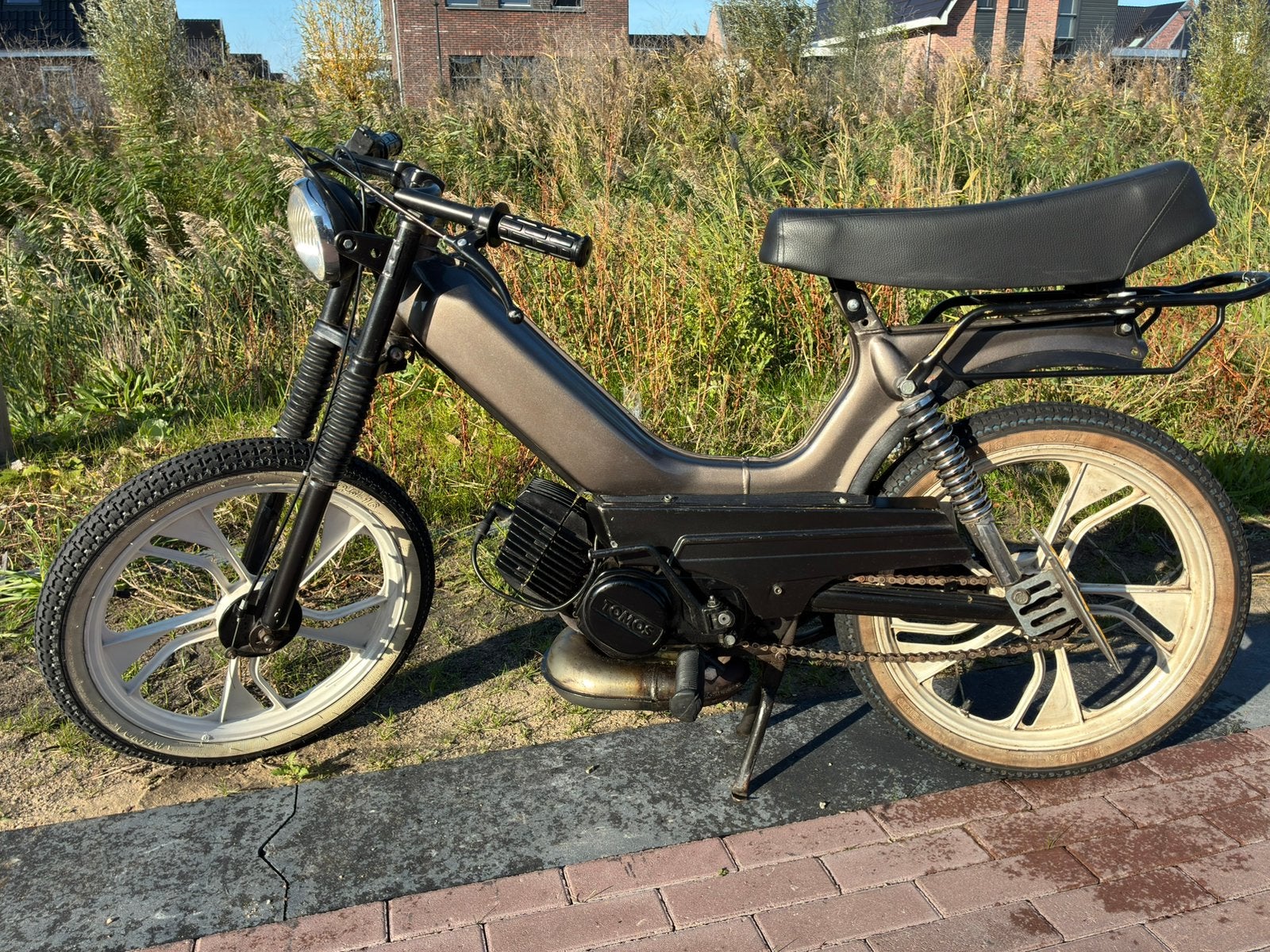 Schitterende Tomos, Fietsen en Brommers, Ophalen, Gebruikt, Maximaal 45 km/u, 2 versnellingen