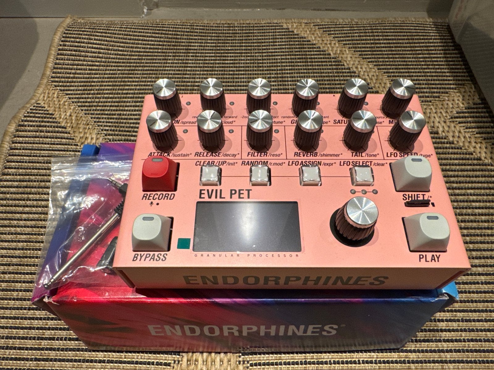 Endorphines Evil Pet Granular Synthesizer - Nieuwstaat, Overige merken, Nieuw, Met midi-aansluiting, Overige aantallen