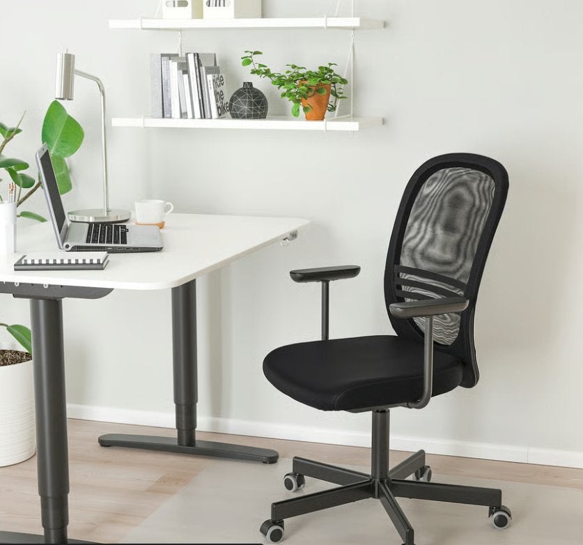 6xIKEA BEKANT bureau 6xFLINTAN bureaustoel Zo goed als nieuw, Ophalen of Verzenden, In hoogte verstelbaar, Zo goed als nieuw
