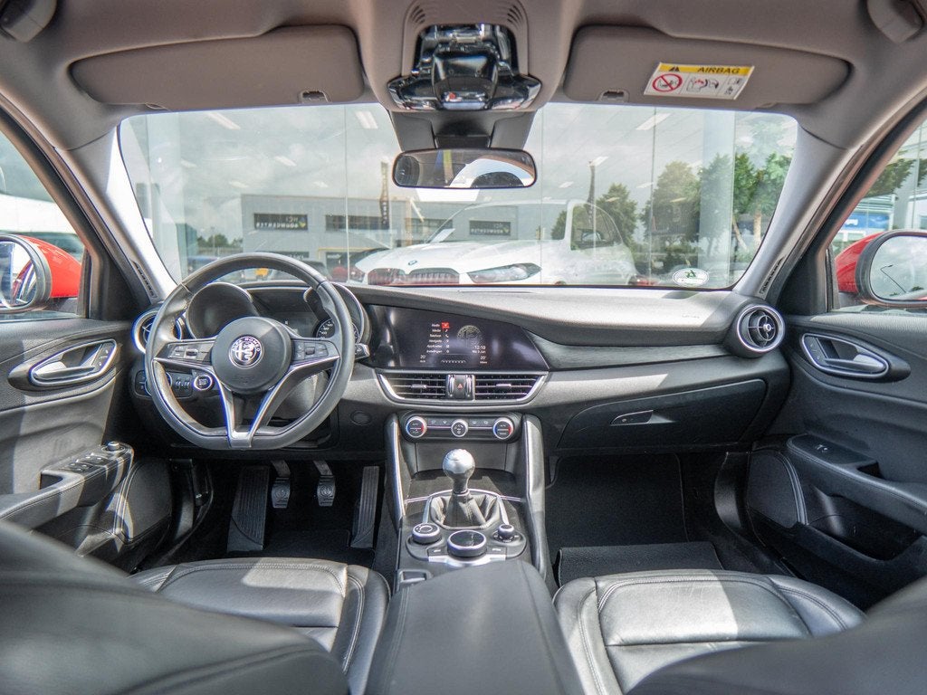 Alfa Romeo Giulia 2.2 Eco Business | NAP | Distributieriem v, Auto's, 4 cilinders, 150 pk, Origineel Nederlands, 1600 kg