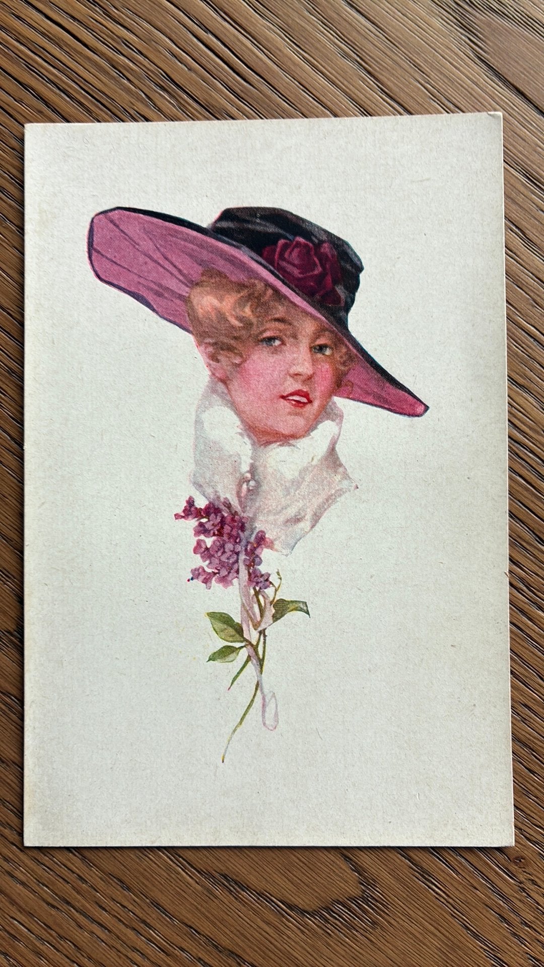 Portretkaart. Vrouw met grote hoed., Ophalen of Verzenden, Voor 1920, Overige thema's
